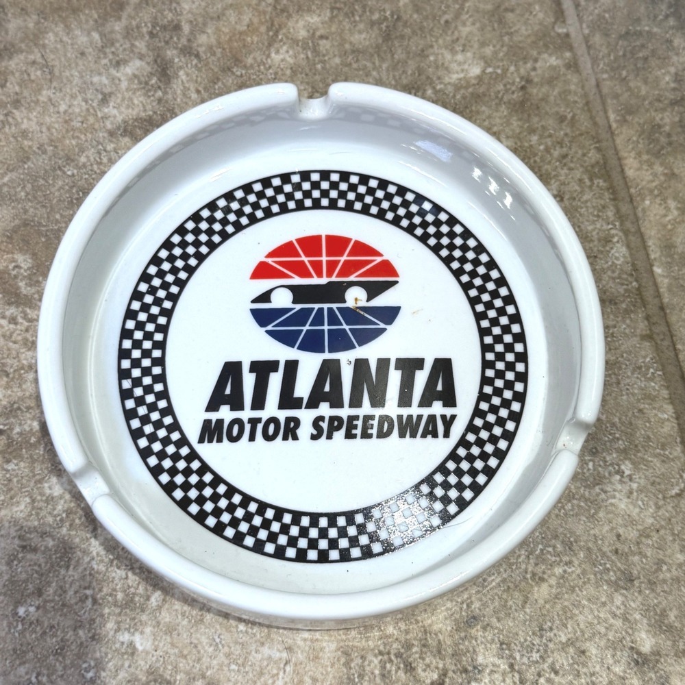 Atlanta Motor Speedway Ceramic Ashtray NASCAR Racing‎ Checkered Flag Logo